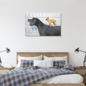 Chihuahua op Great Dane's rug Canvas Afdruk (Insitu (Slaapkamer))