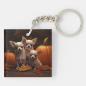 Chihuahua Puppy Herfst Delight Pompoen Sleutelhanger (Achterkant)
