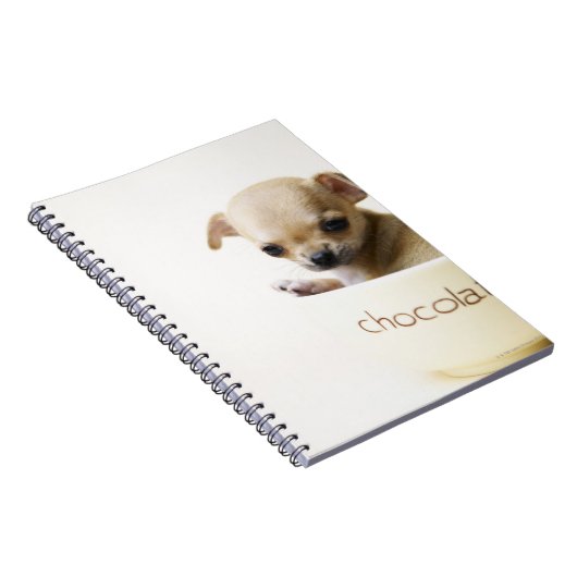 Chihuahua puppy in bowl (gehakt) notitieboek (Rechterzijde)