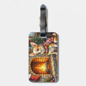 Chihuahua Sitting Fireplace with Christmas Lights Bagagelabel (Achterkant verticaal)