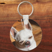 Chihuahua slaperige knipoog ontspannen tong uit Fo Sleutelhanger (Voorkant)