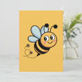 Child-Friendly Bee Mascot with Dotted Trail Feestdagenkaart (Staand voorkant)