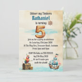 Childrens Pirate Themed Birthday Party Invitation Kaart (Staand voorkant)