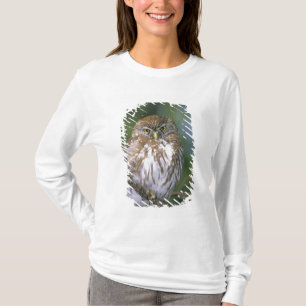 Chili, Aysen. Jonge Patagonische Dwerguil T-shirt