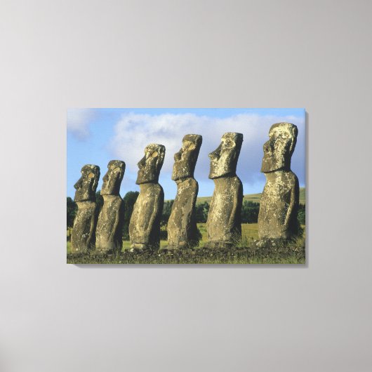 Chili, Paaseiland, Rapa Nui, Ahu Akivi Canvas Afdruk (Voorkant)