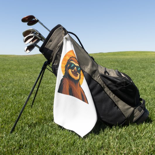 Chill Luiaard met Zonnebril - Retro Sunset Vibes C Golfhanddoek (Groen)