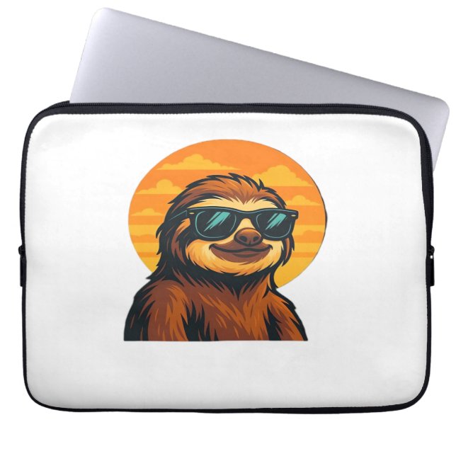 Chill Luiaard met Zonnebril - Retro Sunset Vibes C Laptop Sleeve (Voorkant)