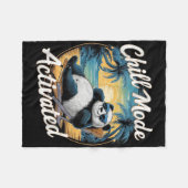 Chill Mode geactiveerd Funny Panda Chilling in de Fleece Deken (Voorkant (Horizontaal))