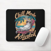Chill Mode geactiveerde kat met gels op het strand Muismat (Met muis)