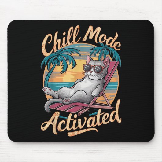 Chill Mode geactiveerde kat met gels op het strand Muismat (Voorkant)