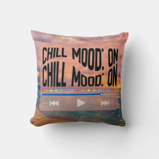Chill Mood On Retro Beach Art Kussen