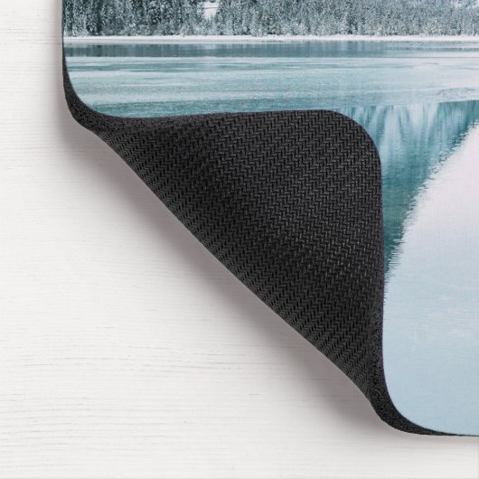 Chill Mountain Lake Mouse Pad Muismat (Hoek)