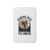 Chill Zombie-shirt vintage Halloween-afbeelding_1 Badmat (Voorkant Verticaal)