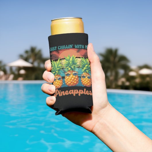 Chillen met mijn ananas zonnebril tropisch seltzer blikjeskoeler (Insitu Zwembad)