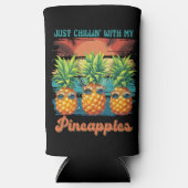 Chillen met mijn ananas zonnebril tropisch seltzer blikjeskoeler (Voorkant)