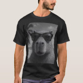 Chillin' Capybara Beach Selfie Sunglasses Graphic T-shirt (Voorkant)
