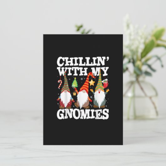 Chillin met mijn Gnomen Funny Gnome Kerstmis Pama Kaart (Staand voorkant)