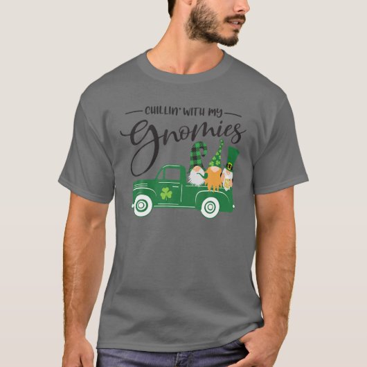 Chillin' met mijn gnomen met sint-Patricks dag oud T-shirt (Voorkant)