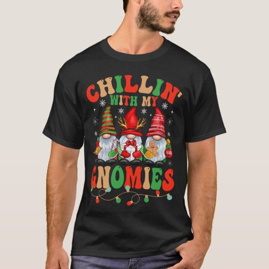 Chillin met mijn Gnomie kerstwedstrijd familie T-shirt (Voorkant)