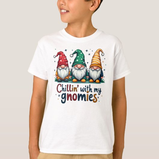 Chillin’ met mijn gnomies t-shirt (Voorkant)