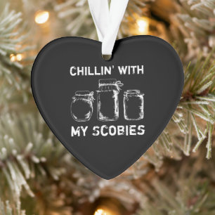 Chillin met mijn scobies combucha ornament