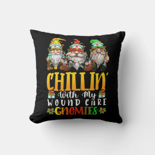 Chillin met mijn Wond Care verpleegkundigen Gnomie Kussen