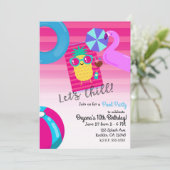 Chillin' Pineapple Summer Birthday Zwembad Party Kaart (Staand voorkant)