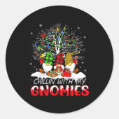 Chillin With My Gnomies Funny Christmas Family Fri Ronde Sticker (Voorkant)