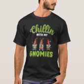 Chillin With My Gnomies St Patrick Day Gnomes Gard T-shirt (Voorkant)