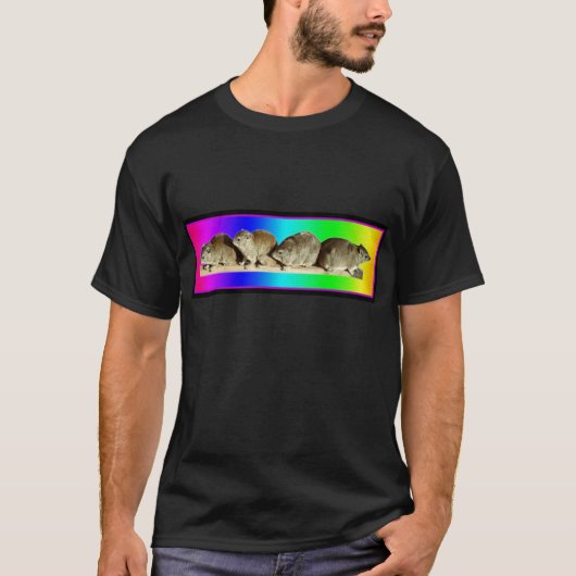 Chilling African Hyrax T-shirt (Voorkant)