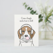 Chilling Beagle met Bubblegum Schattige Funny Dog Briefkaart (Staand voorkant)