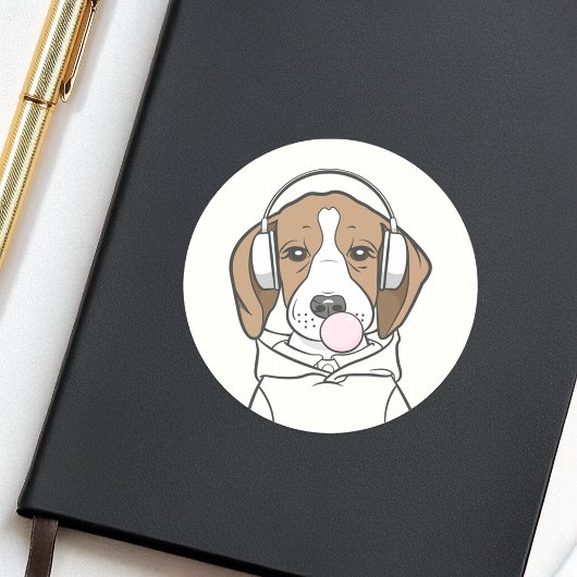 Chilling Beagle met Bubblegum Schattige Funny Dog Ronde Sticker
