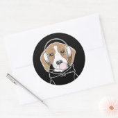 Chilling Dog met Bubblegum Schattige Funny Beagle Ronde Sticker (Envelop)