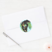 chimp met baby ronde sticker (Envelop)