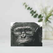Chimp Reading Briefkaart (Staand voorkant)