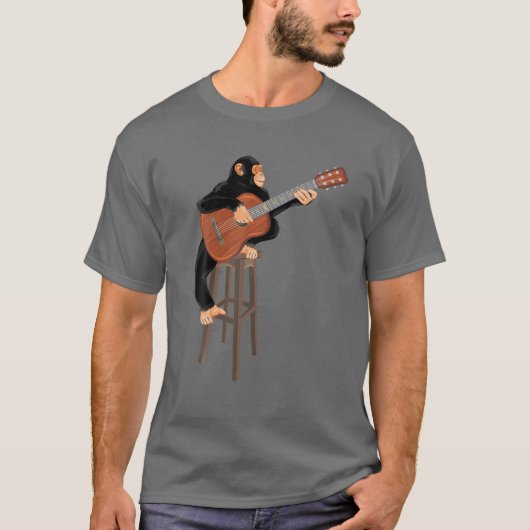 Chimpansee die akoestische gitaar speelt. Funny Mo T-shirt (Voorkant)