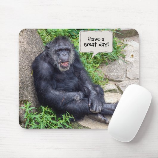 chimpansee leanting on rock muismat (Met muis)