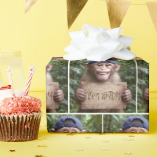 Chimpansee met Verjaardag Bord Cadeaupapier