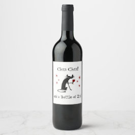 Chin Chin en een fles Zin Funny Wine Cat Wijn Etiket