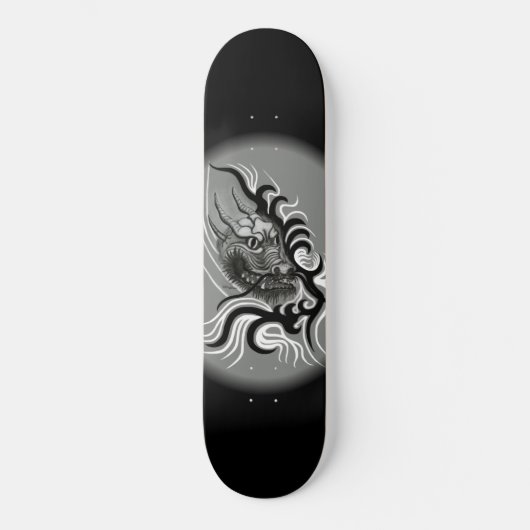 China Dragon in Tattoostyle Skateboard (Voorkant)