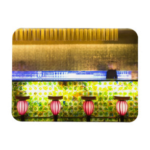 China, Shanghai. Bar in de Xin Tian Di bar 2 Magneet