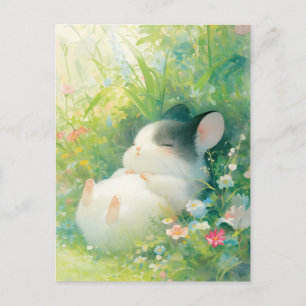Chinchilla slaapt in zonnige wilde bloemenweide briefkaart
