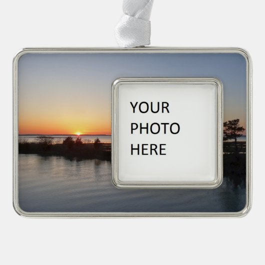 Chincoteague Sunset I Virginia Landscape Verzilverd Omlijst Ornament (Voorkant)