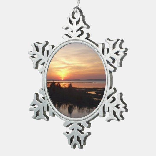 Chincoteague Sunset II Virginia Landschap Tin Sneeuwvlok Ornament (Rechts)