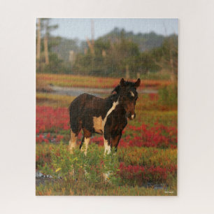 Chincoteague vezel die in rode bloemen staat legpuzzel