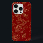 Chinees Drakengoud en Donkerrood iPhone 15 Pro Case<br><div class="desc">Chinees Drakenpatroon in goud over een donkerrode achtergrond. Aangepast en optioneel monogram.</div>
