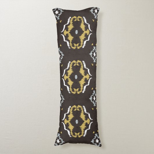 Chinees geelbruin ikattribaal patroon lichaamskussen (Voorkant Verticaal)