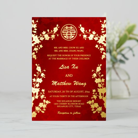 Chinees tweetalig | Red Cherry Blossom Bruiloft Folie Uitnodiging (Staand Voorkant)
