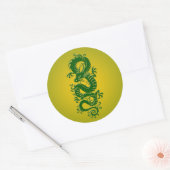 Chinese draak met groene en gele tribale ronde sticker (Envelop)