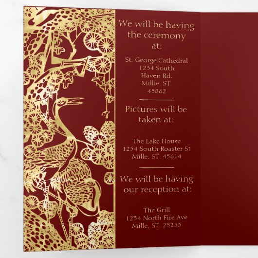 Chinese gouden kranen over rode bruiloft drieluik aankondiging (Binnenzijde eerst)